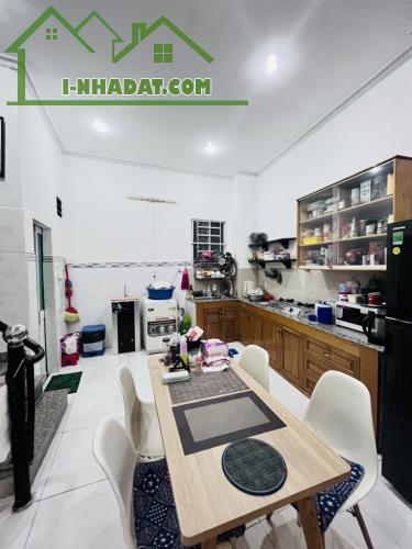 Bán nhà quận 8 ngang khủng 6m hoàn công đủ - 2