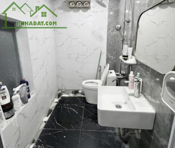 BÁN NHÀ HOÀNG MAI GẦN PHỐ, NGÕ Ô TÔ, KINH DOANH, 51M2, 3 TẦNG, NHỈNH 8 TỶ - 2