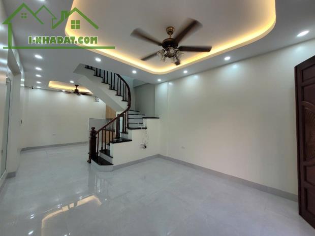 BÁN gấp 🏠XUÂN ĐỈNH – CHỈ HƠN 10 TỶ Diện tích: 63m² – 4 tầng – Mặt tiền gần 5m  Nhà đẹp, - 1