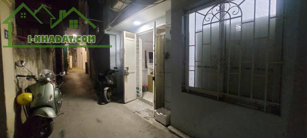 NHÀ 5 TẦNG ,NGÕ XUÂN LA ,40M ,ĐƯỜNG THÔNG NGÕ THOÁNG :GIA 9 TỶ