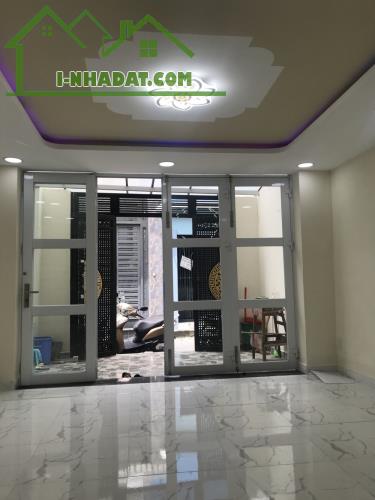 Ô TÔ 7 CHỖ ĐỖ CỬA - CÁCH MẶT TIỀN 20M - BÙI MINH TRỰC P6 QUẬN 8 - 50M2 - NHỈNH 5 TỶ - 1