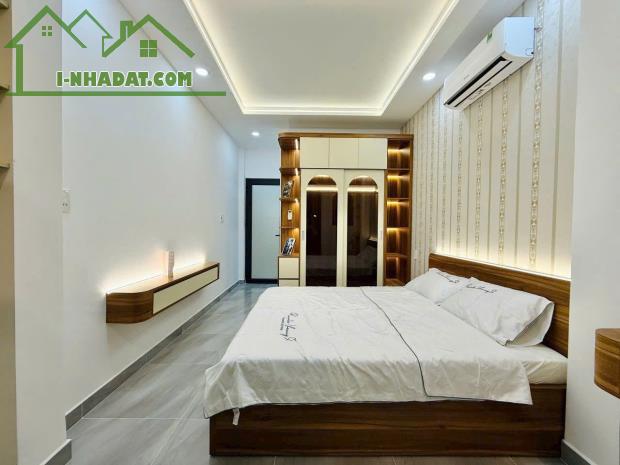 BÁN NHÀ ĐẸP - GẦN CV LÀNG HOA - GÒ VẤP - 40M2 - GIÁ 4.45 tỷ - 2