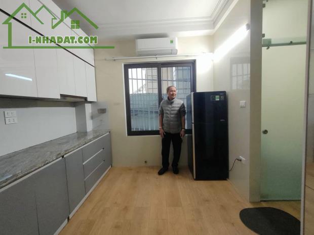BÁN NHÀ 6 TẦNG THANG MÁY - TT CẦU GIẤY - GẦN HỒ TÂY - 6 TỶ - 4