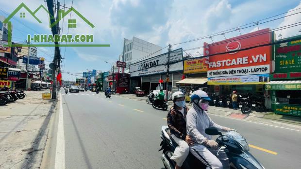 MẶT TIỀN KINH DOANH LÊ VĂN VIỆT – NGANG 17M – DÒNG TIỀN 2 TỶ/NĂM – GIÁ 202 TỶ