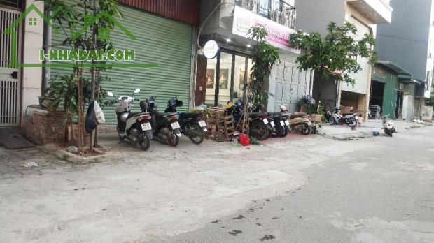 Hàng hiếm! Bán đất dịch vụ Vạn Phúc, phía sau shophouse Him Lam, 46m2, mt 4.6m giá đầu tư - 2