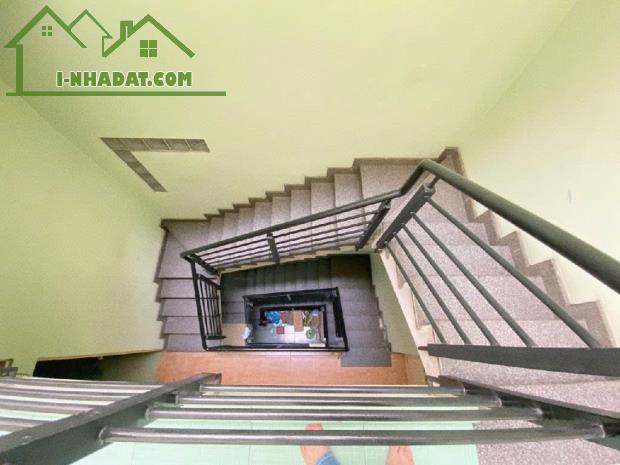 Chính chủ một đời bán nhà chia tài sản, nhà 1 xẹc đường 3/2, Phường 14, Quận 10 TP HCM. - 2