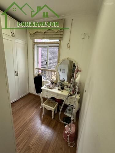 Nhà nguyên căn góc 4pn, 50m2, full đồ, có giảm mạnh cho người thuê lâu ở lâu dài - 2