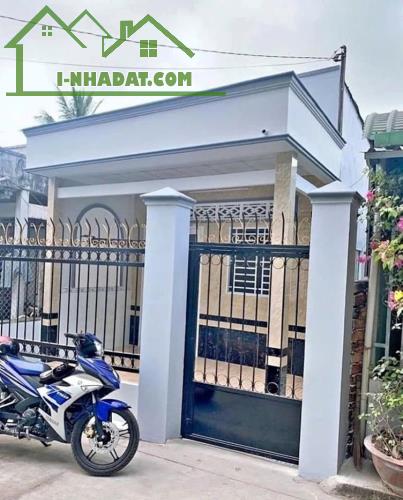 Vỡ nợ bán gấp nhà 112m2 Giá 590tr SHR Xã Trung Lập Hạ Củ Chi Gọi ngay 0796666342