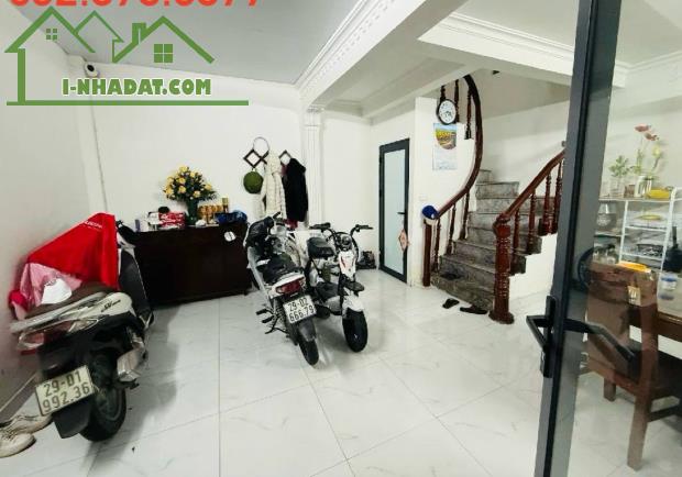 Bán nhà Minh Khai - gần phố ngõ nông xe ba gác đỗ cửa , dt 36M giá 7.6 tỷ SĐCC - 1