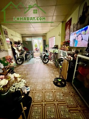 HẺM XE HƠI THÔNG CĂN GÓC NHÀ RẺ DIỆN TÍCH TO - 48m2 - 2 TẦNG - 2.45 TỶ - 1