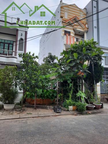 Chính chủ cần bán gấp - lô đất ven biển Tân Trà - Ngũ Hành Sơn, Đà Nẵng - 115m² - giá tốt!