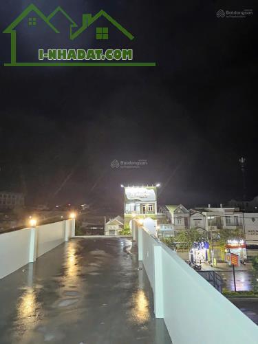 Cho Thuê Nhà 1 Trệt 2lầu Mới 100%, 88m2 (Dtsd=352m2)- Mặt Tiền Nguyễn Văn Cừ - 5
