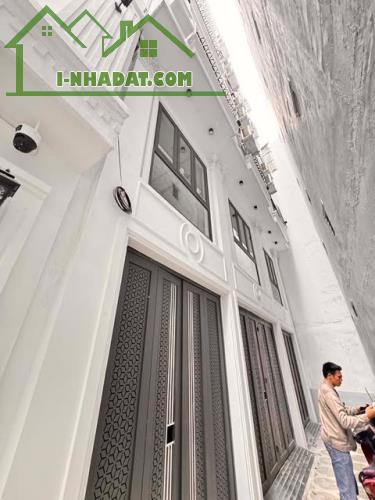 LÔ GÓC – GARA Ô TÔ – THANG MÁY – MẶT NGÕ TO KINH DOANH XUÂN ĐỈNH GIÁ CHỈ 25.8 TỶ
