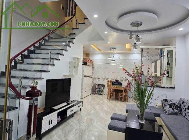 Chỉ 2,78 tỷ nhà 3 tầng An Trực, Sở Dầu, Hồng Bàng, Hải Phòng. - 1