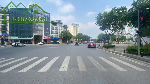 HƠN 8 TỶ, NHÀ MỚI KOONG PHỐ HỒNG TIẾN 40M, 6T, MT5M, THANG MÁY, 10M RA Ô TÔ TRÁNH. - 2