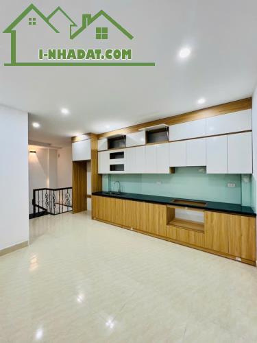 Bán nhà phố Quan Nhân 35m, 6 tầng, mặt tiền 4,3m, giá 9.1 tỷ - 1