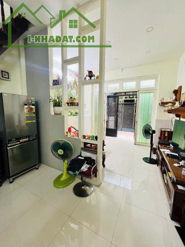 Bán nhà HXH Lê Thiệt, Hòa Thạnh, trung tâm Tân Phú, 36m² - 4.2x9 - 2 tầng, chỉ hơn 4 tỷ - 1