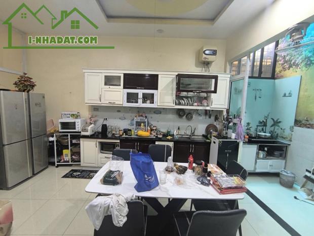 🏠 BÁN NHÀ NGỌC LÂM – LONG BIÊN - 3 TẦNG – 3 NGỦ – 35M² - MT 4M – GIÁ 5,2 TỶ - 1