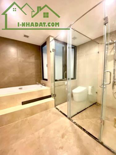 Bán nhà phân lô ô tô phố Tôn Đức Thắng quận Đống Đa 70m2, MT4m, 6 Tầng, Thang Máy, KD - 2