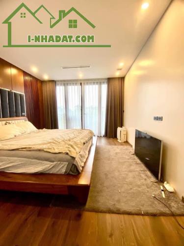Bán nhà phân lô ô tô phố Tôn Đức Thắng quận Đống Đa 70m2, MT4m, 6 Tầng, Thang Máy, KD - 4