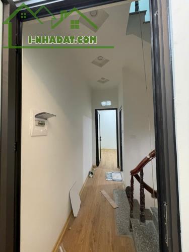 Bán nhà ở Mỹ Đình mới đẹp thoáng sáng ô tô đỗ gần dt 35m 5t mt 3,8m giá 4,9 tỷ - 2