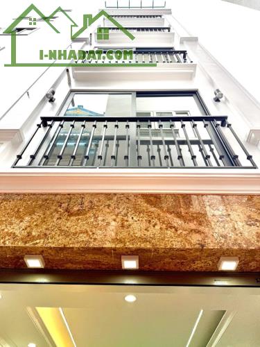 Bán gấp nhà phân lô ngõ 68 Cầu Giấy.45m2, 6 tầng, 2 thoáng, thang máy, xây mới giá 12.2 tỷ