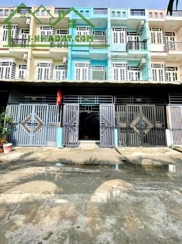 Bán Nhà Ngay Trường Nguyễn Văn Thệ 1 trệt 2 lầu 4PN-Đường 6m- DT 3,2x14m tặng full nội