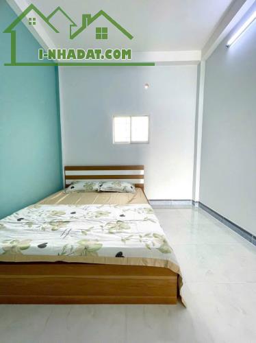 Bán Nhà Ngay Trường Nguyễn Văn Thệ 1 trệt 2 lầu 4PN-Đường 6m- DT 3,2x14m tặng full nội - 2