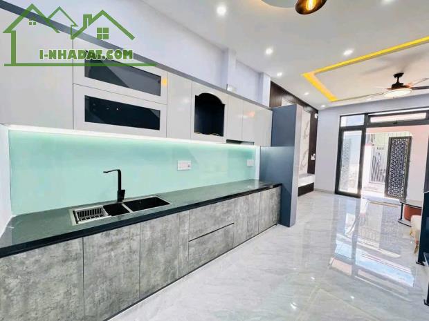 NỢ CỜ BẠC EM CẦN TIỀN TRẢ NỢ BÁN GẤP NHÀ LẦU SỔ SẴN CHỈ 700TR NHẬN NHÀ NGAY - 2