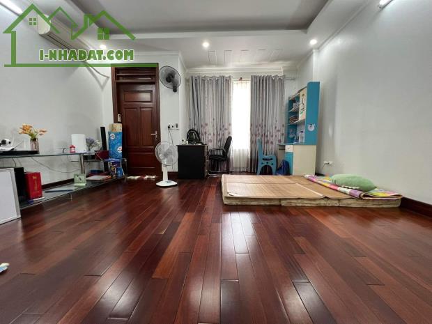 Bán biệt thự Hoàng Hoa Thám Ba Đình – Otô tránh – Kinh doanh 108m 5tầng 22.5 tỷ - 2