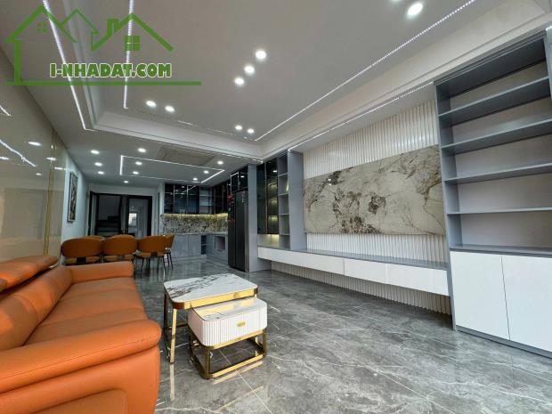 Siêu đẹp phố Thạch Bàn 45m2 - 5 tầng  - 3,8m MT,  nhỉnh 6,15 tỷ - Long Biên - HN - 2