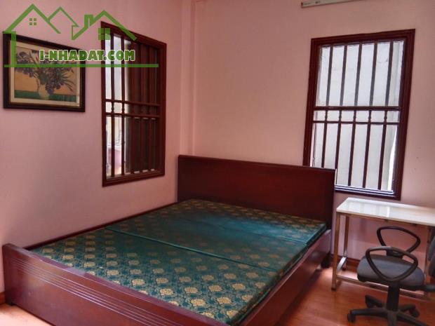 "Bán nhà phố Bạch Mai, Hai Bà Trưng 30m, 5 tầng. Giá: 7.2 tỷ. LH: 0937158386 - 1