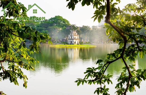 Cần bán MP VIP Hàng Tre, Hoàn Kiếm, 100m2, Kinh doanh vỉa hè đỉnh, 65 tỷ