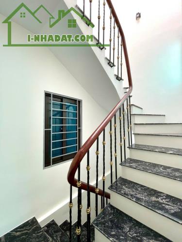 Bán nhà trung tâm Đống Đa 24m2x4 tầng 3 ngủ full nội thất về ở ngay 4.85 tỷ - 1