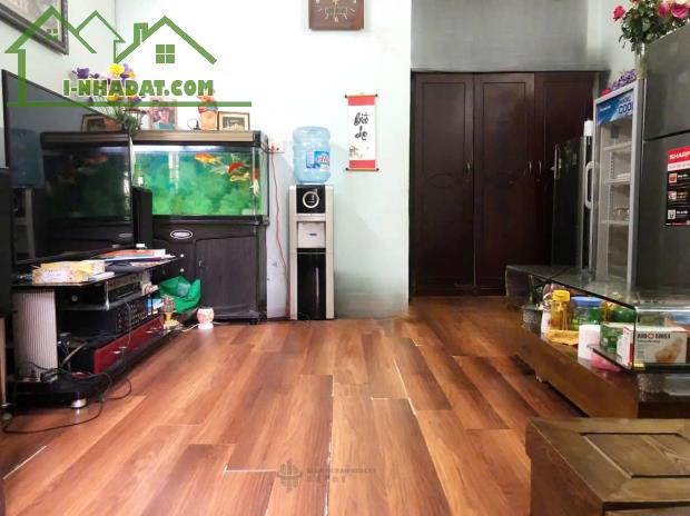 Bán nhà lô góc ngõ Thái Hà, 30m2x5 tầng, kinh doanh sầm uất, nhỉnh 11 tỷ