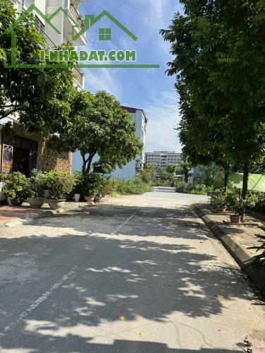 Cần bán gấp lô đất 79,5m2 view vườn hoa tại TĐC Trâu Quỳ, Gia Lâm, khổ đất cực đẹp. - 1