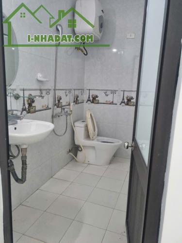 Bán nhà 5 tầng về ở luôn phố Lâm Tường - 3