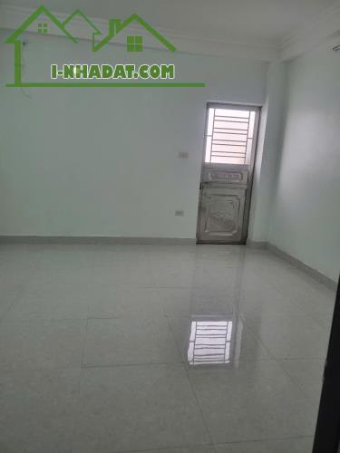 Bán nhà 5 tầng về ở luôn phố Lâm Tường - 5
