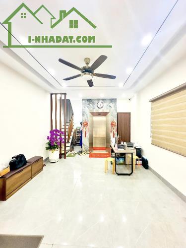 Bán nhà  LẠC LONG QUÂN  oto tránh thangmáy - kinh doanh –văn phòng- 95 M 6tầng 27.2 tỷ - 3