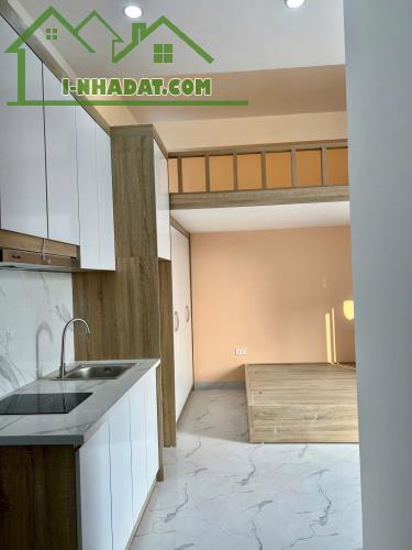 CCMN PHƯƠNG LIỆT 7 TẦNG THANG MÁY - 24 PHÒNG DT 90m2 7 tầng Giá 25.5 tỷ - 1