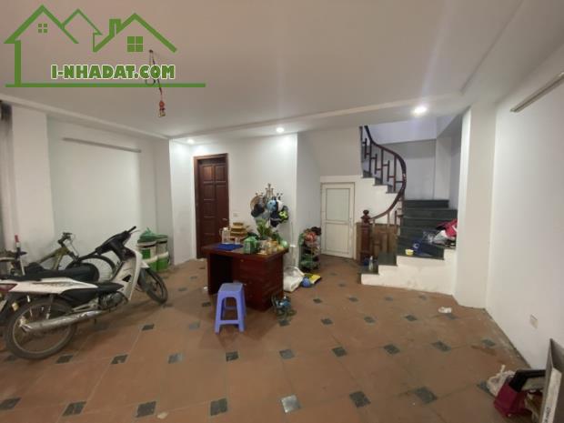 Nhà Dân xây phố Sài Đồng, lô góc, View hồ điều hòa, 47m x 3T, MT 10m, nhỉnh 6 tỷ - 3
