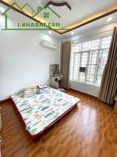 Nhà đẹp Võng Thị Tây Hồ 35m2 5 tầng giá chỉ 6.9 tỷ - 2