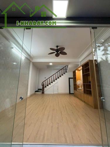 Nhà đẹp mặt phố Tây Tựu, Bắc Từ Liêm, 37m2,oto tránh, kinh doanh đỉnh, dòng tiền cao. - 2
