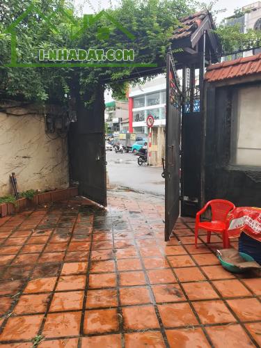 Bán Nhà Mặt Phố Quận Tây Hồ 205m4T MT8,5m 2 THOÁNG 60 Tỷ Âu Cơ. - 1
