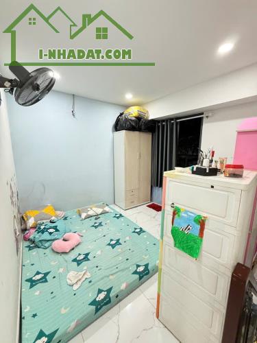 CHỈ 5 TỶ LÀ  CÓ NGAY NHÀ TÂN PHÚ – 3 TẦNG MỚI Ở NGAY - GẦN NGAY CHỢ, BIG C - KHU DÂN TRÍ