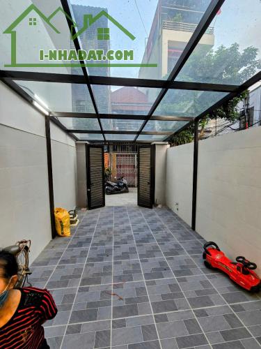 BÁN NHÀ TT VĂN ĐIỂN 102m2 - 5 TẦNG THANG MÁY, NGÕ THÔNG, Ô TÔ ĐỖ CỬA, Ở CỰC SƯỚNG