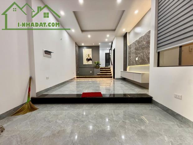 Bán nhà 5 tầng Lô góc 2 mặt thoáng Mỗ Lao quận Hà Đông, ô tô tránh, kdvp, giá 12.3 tỷ