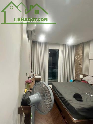 PHÂN LÔ CÁN BỘ - Ô TÔ-NỘI THẤT SỊN SÒ TẠI VĂN QUÁN -HÀ ĐÔNG 12 TỶ - 2