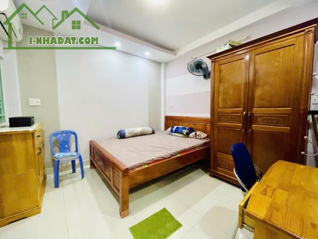 GIẢM SỐC 800 TRIỆU – CHỈ CÒN 8.5 TỶ – NHÀ HXH PHÚ NHUẬN – THÔNG XE TẢI – 6PN, 7WC - 2