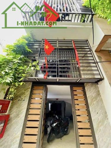 BÁN NHÀ PHỐ THÁI THỊNH, ĐỐNG ĐA, KINH DOANH, DÒNG TIỀN, Ô TÔ, DT 75M2* 7 TẦNG* GIÁ 15 TỶ